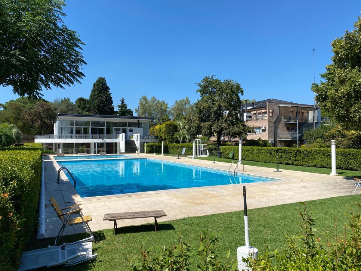 Apartamento En Country Pilar Piscina Parrilla Propia Hasta 4 Personas Esterno foto